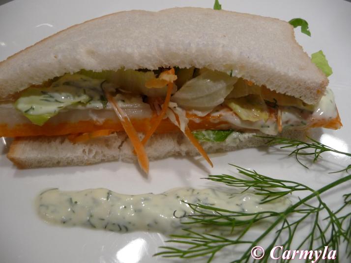 PALITO DE MAR CON SALSA DE ENELDO