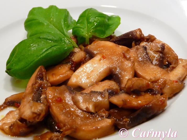 CHAMPIÑONES ADOBADOS 1