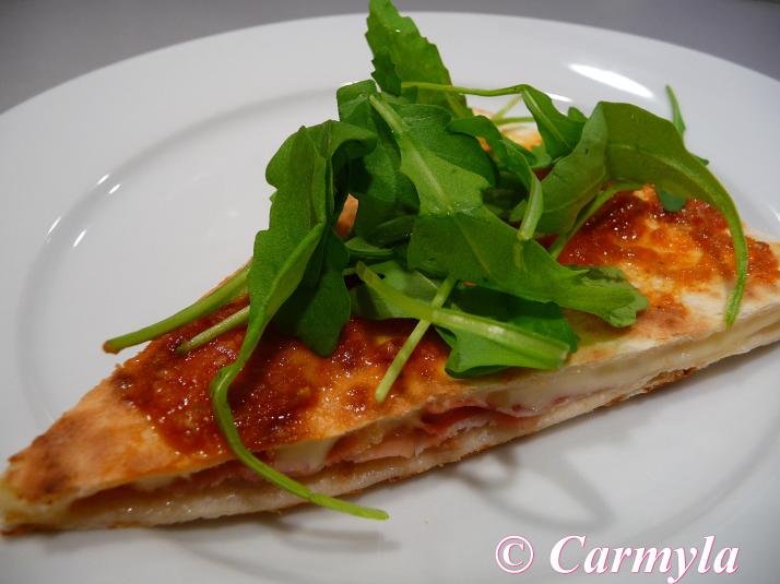 TRIÁNGULOS DE JAMÓN SERRANO