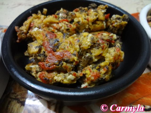 REVUELTO DE MORCILLA CON PIMIENTOS cazuelita  &