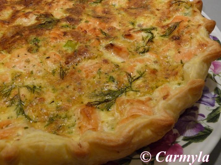 TARTA DE SALMÓN, BRÓCOLI Y PESTO entera &