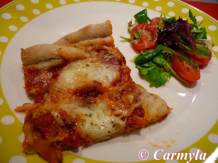 PIZZA INTEGRAL DE SALAMI Y CHORIZO 1