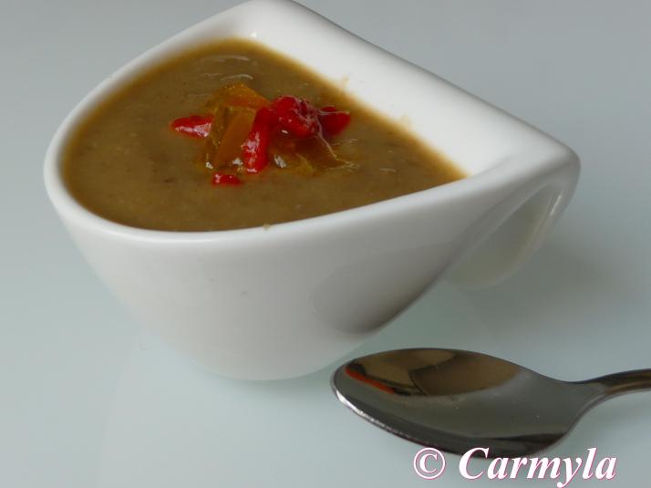 CREMA FRÍA DE LENTEJAS CON PEPINILLO