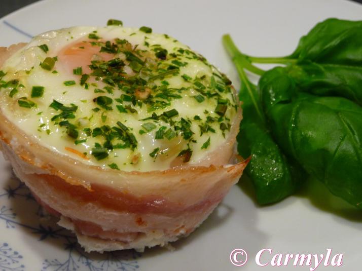 MUFFIN DE BACON Y HUEVO