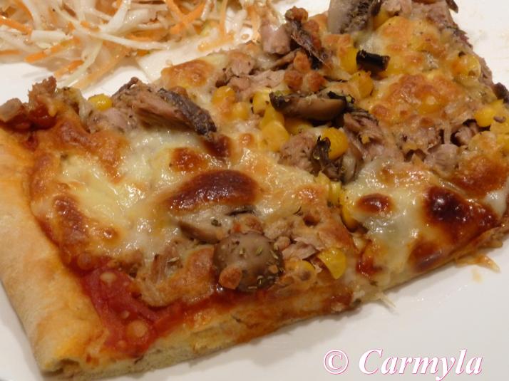 PIZZA DE ATÚN CON CHAMPIÑONES