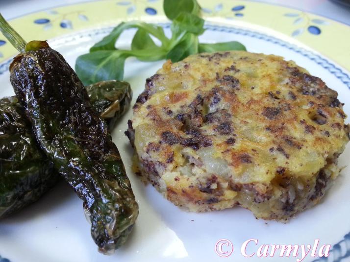 TORTILLA DE PATATA CON MORCILLA 1