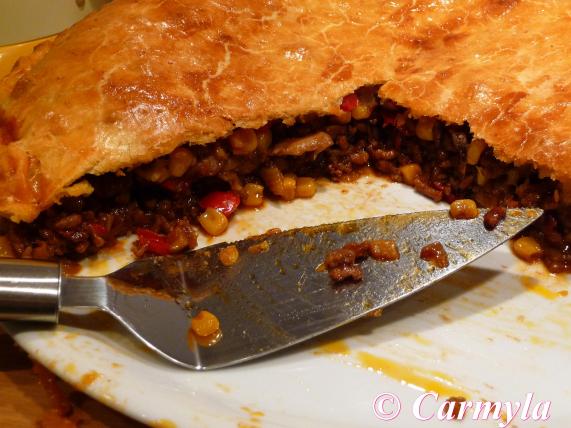 EMPANADA DE CARNE CON CHAMPIÑONES sin trozo