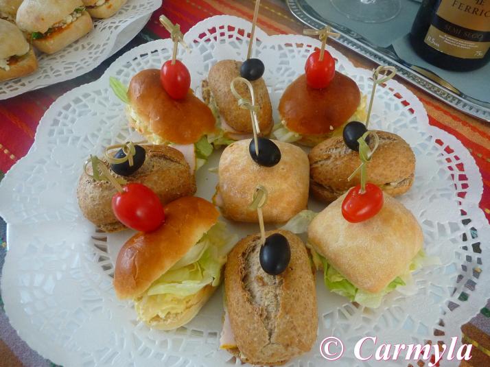 BOCATITA DE POLLO Y CHUTNEY DE MANGO bandeja