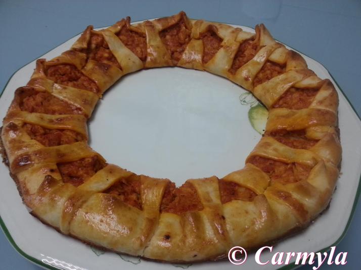 corona de bonito con tomate