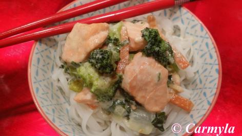 TALLARINES DE ARROZ CON SALMÓN AL GORGONZOLA 3